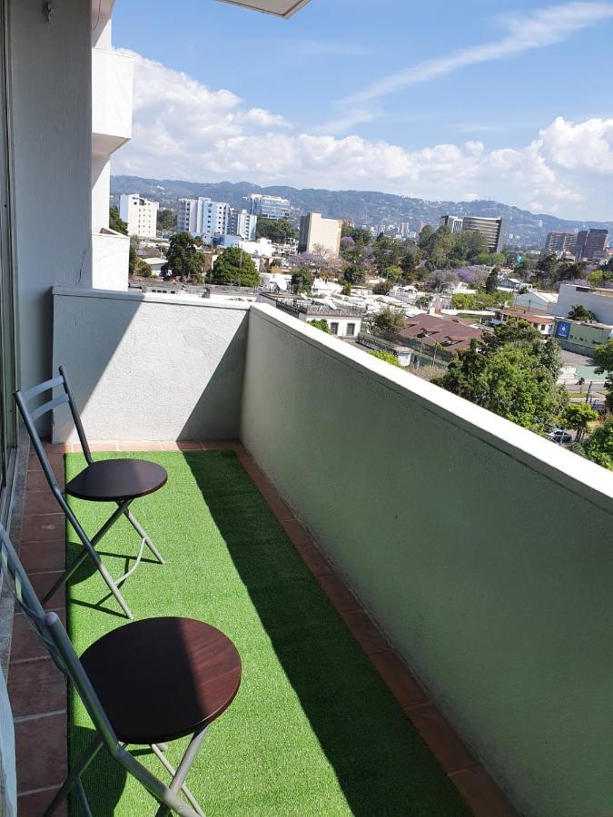 Apartamento Avenida Reforma Ciudad De Guatemala Exterior photo
